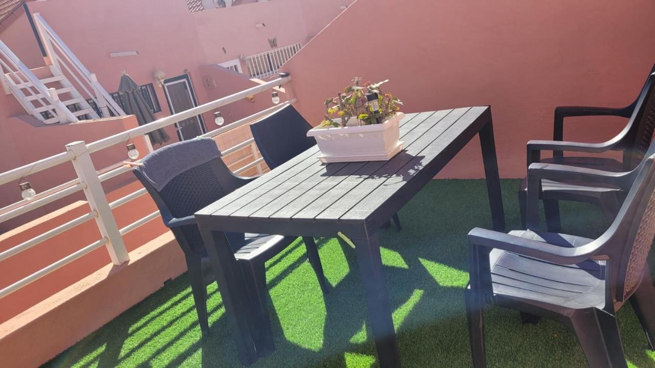 Paulalucia Apartment